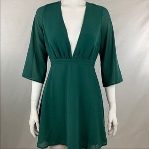 Tobi. Pine green dress. Xs